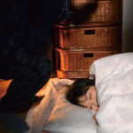 「足/脚」 夜●い…寝ている人妻にエッチないたずらをして発情させたら性処理してもらえるのか！？4時間 『FANZA』