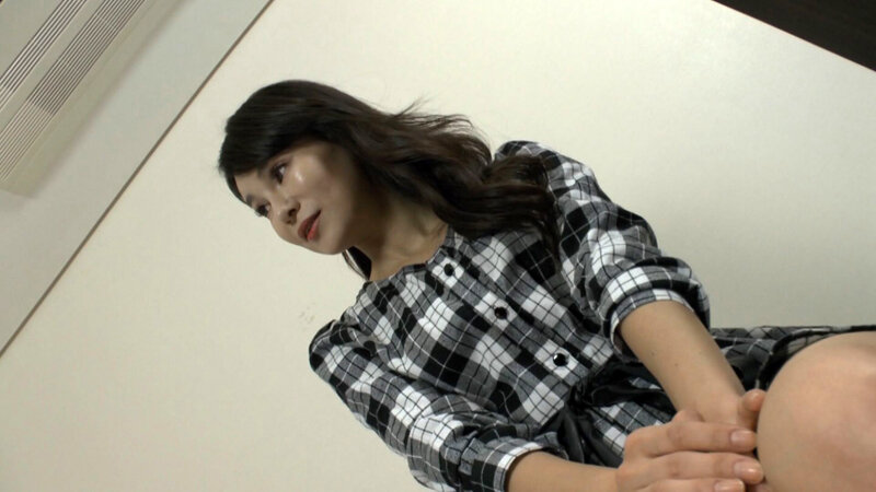 「足/脚」 韓流美熟女とランジェリー ため息がでるほど美しい脚にうっと...