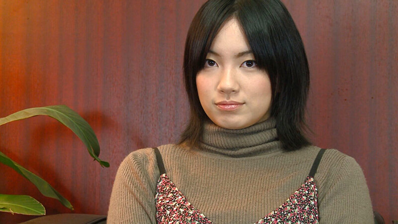 「足/脚」 初めてのAV撮影に緊張の面持ちの素人お嬢さん！カメラの前で...