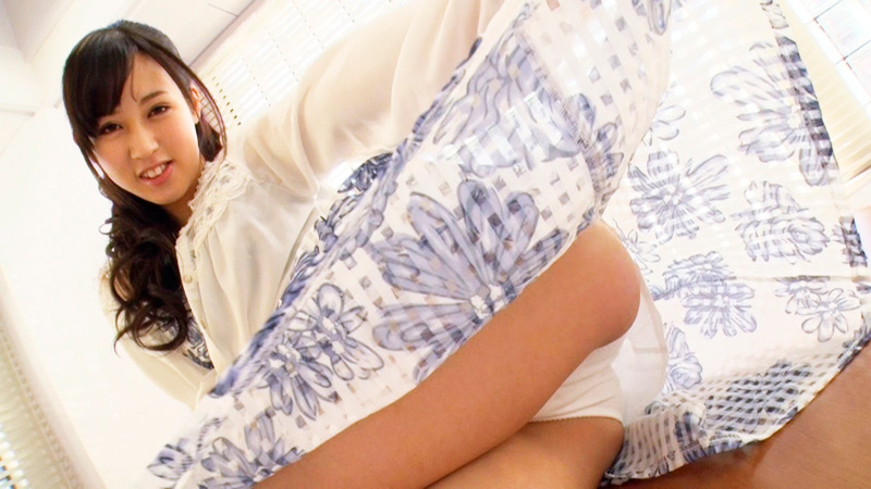 『フェチ』 スカートの中 超接近＆超接写挑発 「DUGA」