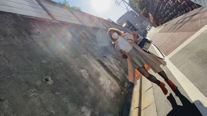 『フェチ』 でかぱいフランス人形 「DUGA」