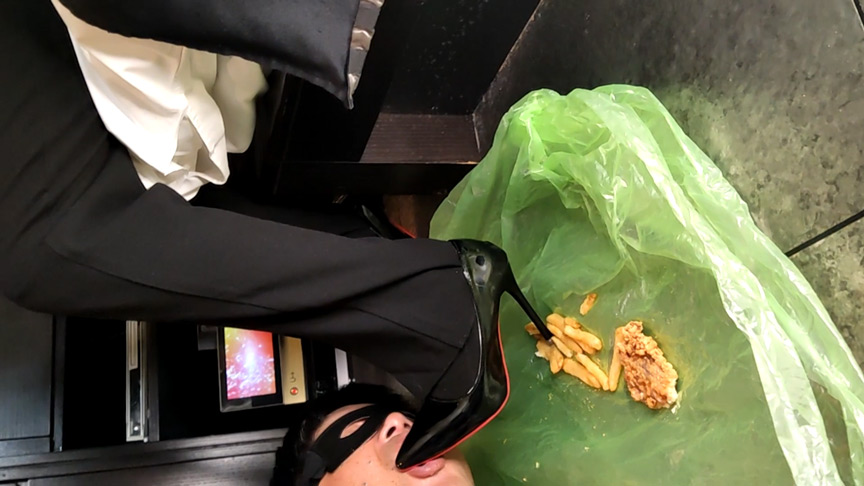 『フェチ』 めいちゃんのエナメルヒールでポテトクラッシュ責め 「DUG...