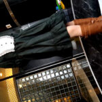 『フェチ』 みくちゃんのコスプレブーツでカブトムシCRUSH VOL2 「DUGA」