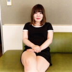 『フェチ』 姉御風な女性の肛門臭を嗅ぎまくり、嗅がせまくる。 「DUGA」