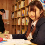 『フェチ』 アシコイ～僕は図書室で見かけたあの子に足コキされた～ 「DUGA」