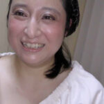 『フェチ』 童貞君を優しく手ほどきする変態美熟女～真紀子～ 「DUGA」