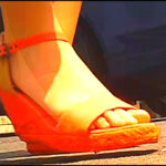 『フェチ』 コオロギとイモムシがスニーカーで踏み潰される！ 「DUGA」