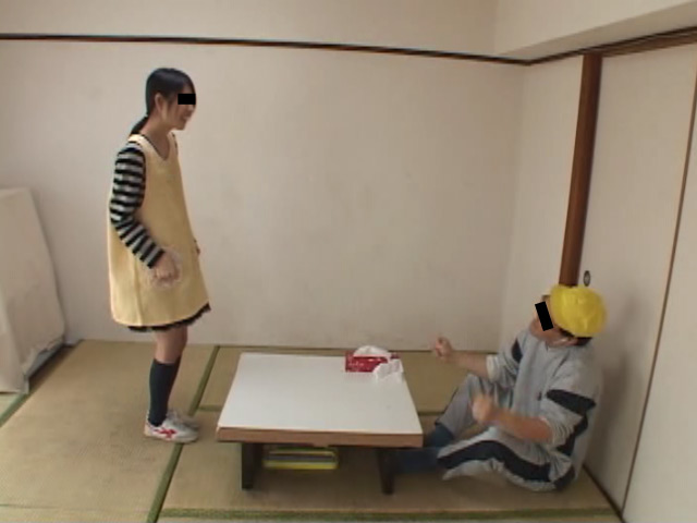 『フェチ』 知恵遅れ○児にあきれた保育士さんが上履きで再教育 「DUG...