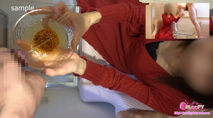 『フェチ』 おしっこで作ったラーメン食べた後はザーメン歯磨き！ 「DU...