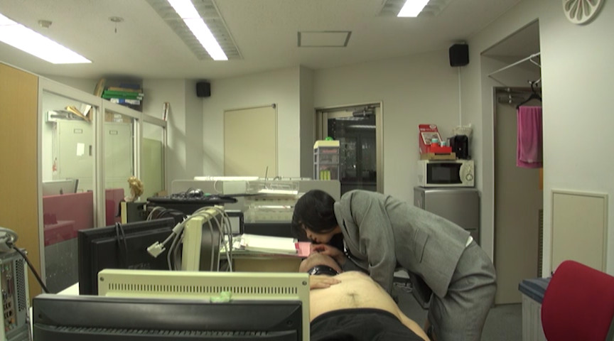 『フェチ』 怖い新卒女性社員 「DUGA」