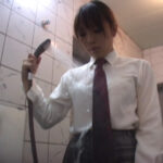 『フェチ』 濡れる窮屈な制服 「DUGA」