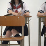 『フェチ』 セーラー服とハイソックス 「DUGA」