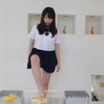 『フェチ』 美味しそうな卵焼きをクラッシュするぽっちゃり娘 「DUGA」