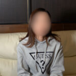 『フェチ』 可愛い彼女にドSに飲ませる！ 「DUGA」