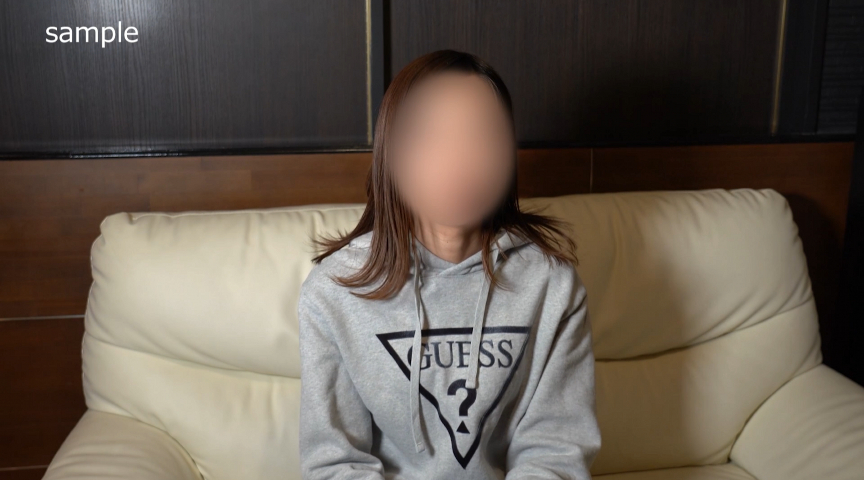 『フェチ』 可愛い彼女にドSに飲ませる！ 「DUGA」