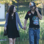 『フェチ』 切れ長の目に泣きぼくろ髪をかきあげる仕草が艶っぽい女 「DUGA」