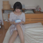 『フェチ』 新婚の○○妻はナイショでおむつお漏らし＆オナニー 「DUGA」