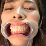 『フェチ』 憧れのお姉様の口内歯をバッチリ観察しました！ 「DUGA」