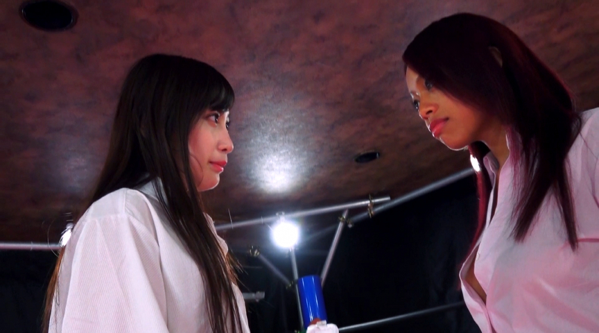 『フェチ』 カレシャツFight（2） 大和撫子vsブラックアメリカン...