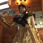 『フェチ』 金粉蝶 羽ばたいてご開帳 「DUGA」