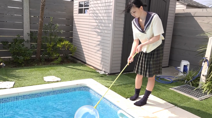 『フェチ』 メンヘラ先輩とプール掃除 「DUGA」