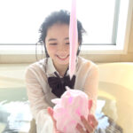 『フェチ』 制服美女の泡スプレーでウェット＆メッシー★ 「DUGA」