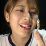 『フェチ』 巨大女で舌ベロ舐め咀嚼からの歯・のどちんこ観察！！！ 「DUGA」