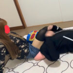 『フェチ』 【X女王様】ドS彼女の首4の字と電気アンマで完全敗北 「DUGA」