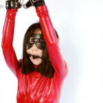 『フェチ』 ギャグボールの魔！赤ラバーでヨダレの泉 「DUGA」