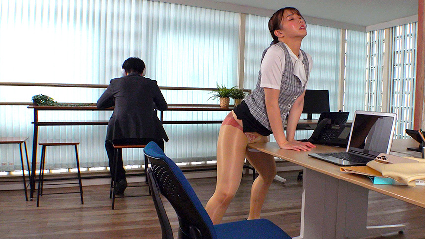 『フェチ』 働くオンナのパンスト角オナニー 「DUGA」