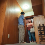 「フェチ」 漫画みたいな爆乳とデカ尻で挑発してくるパート家政婦 むっちり太腿のヤリマンボディに我慢できず… 藤沢麗央 『FANZA』