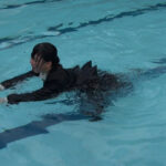 『フェチ』 セーラー×ブレザー泳ぎ易いのは？ 「DUGA」