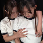 『フェチ』 体操服 乳首舐めレズ 小林りおん 成宮ひより 「DUGA」