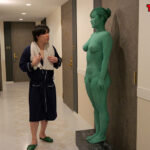 『フェチ』 『背景』になりすましたボディぺイント痴女に●われる 「DUGA」