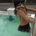 『フェチ』 防寒着、着用泳 「DUGA」