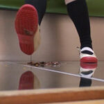 『フェチ』 みほちゃんの中古上履きでザリガニクラッシュ 「DUGA」