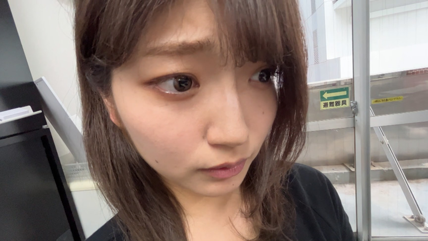 『フェチ』 街角パンじみ04 「DUGA」