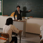 「フェチ」 パンスト美脚をキモオヤジ校長に汚され堕ちた美尻スレンダー教師 水谷梨明日 『FANZA』