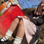 『フェチ』 デルタゾーンから純白の布がまぶしい朝の誘惑パンチラ 「DUGA」