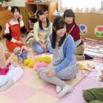 「フェチ」 保育園に就職したら男の保育士はボク1人！？集団突き出しピタパン尻保育士に大興奮！！忙しい園内を見渡すと、ヒップラインが強調されたパンツスタイルのピタパン保育士だらけでとにかくエロ過ぎる！そんな環境なので…勃起しまくり！勃起していたら当然、バレてしまい醜態… 『FANZA』