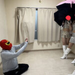 『フェチ』 3人のキャンギャルに電気アンマやられまくり逝かされる 「DUGA」