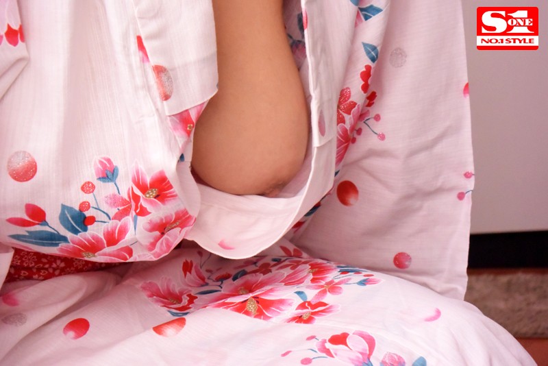 「フェチ」 美乳がポロリ 深田ナナ 『FANZA』