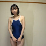 「フェチ」 千石もなか 濡れてテカってピッタリ密着 神スク水 可愛い女子のスクール水着姿をじっとりと堪能！着替え盗撮から始まり貧乳から巨乳にパイパン、ハミ毛、ジョリワキ等のフェチ接写やローションソーププレイやスク水ぶっかけ等を完全着衣で楽しむAV 『FANZA』