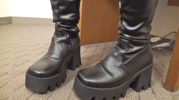 『フェチ』 【足のにおい】ドSギャル動物系強臭 「DUGA」