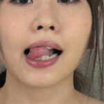 『フェチ』 咀嚼唾吐き！M男○待 唾吐き回数109発 牧野絵里 「DUGA」