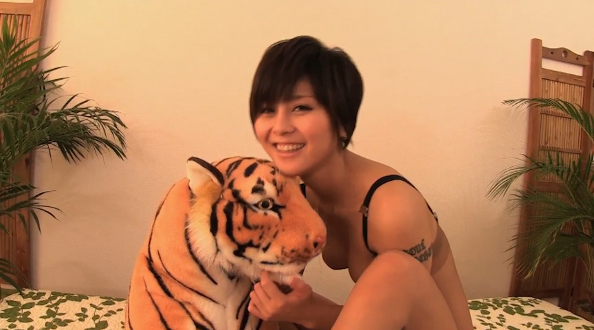 『フェチ』 タイガーレッグ3 「DUGA」