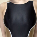 「フェチ」 夏川あゆみ 濡れてテカってピッタリ密着 神競泳水着 可愛い女子の競泳水着姿をじっとりと堪能！着替え盗撮から始まり貧乳から巨乳にパイパン、ハミ毛、ジョリワキ等のフェチ接写やローションソーププレイや競泳水着ぶっかけ等を完全着衣で楽しむAV 『FANZA』