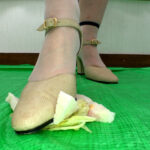 『フェチ』 ひかりちゃんの初めてのフードクラッシュ！！ ヒール 「DUGA」