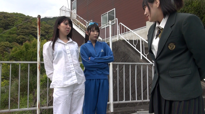 『フェチ』 3姉妹と備え 「DUGA」