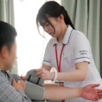 「フェチ」 【密着取材】 病院で働く新卒1年目の白衣の天使 上の口は唾液ダラダラ、下の口からは潮ダダ漏れになるひなこさん21歳 瀬戸ひなこ 『FANZA』